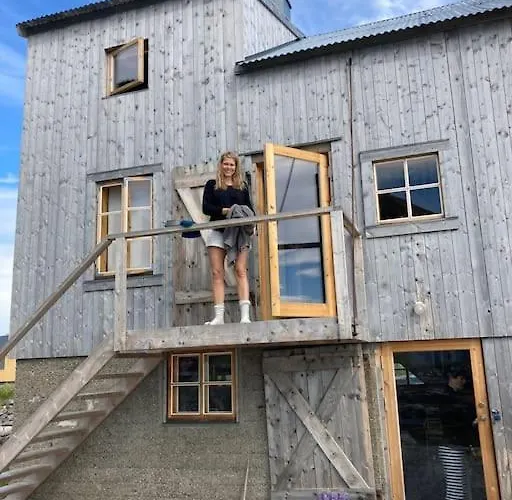 Lofoten - The Saltery Villa Kvalnes (Vestvagoy)